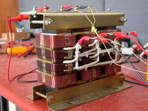 机械设计与制造 3kW三相稳压逆变电源与HT3117纯正弦逆变芯片技术解析